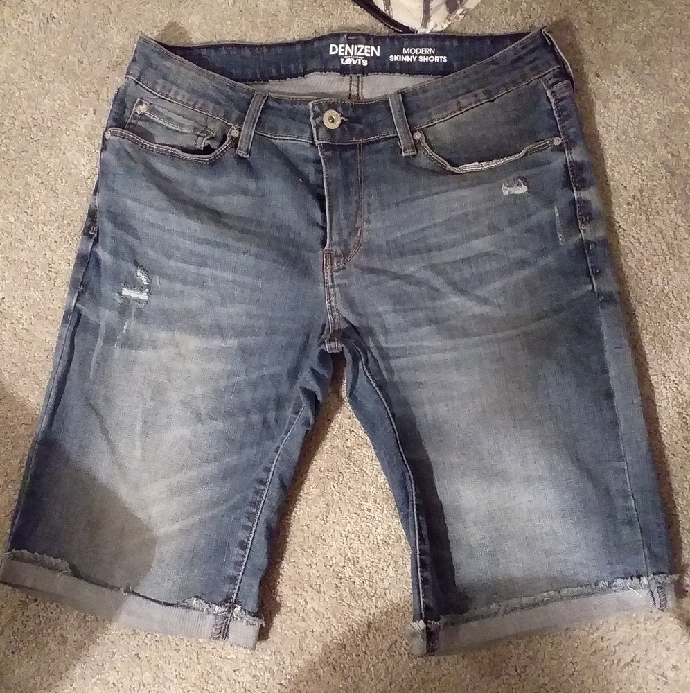 Levi's Denizen modern skinny shorts, sz 10